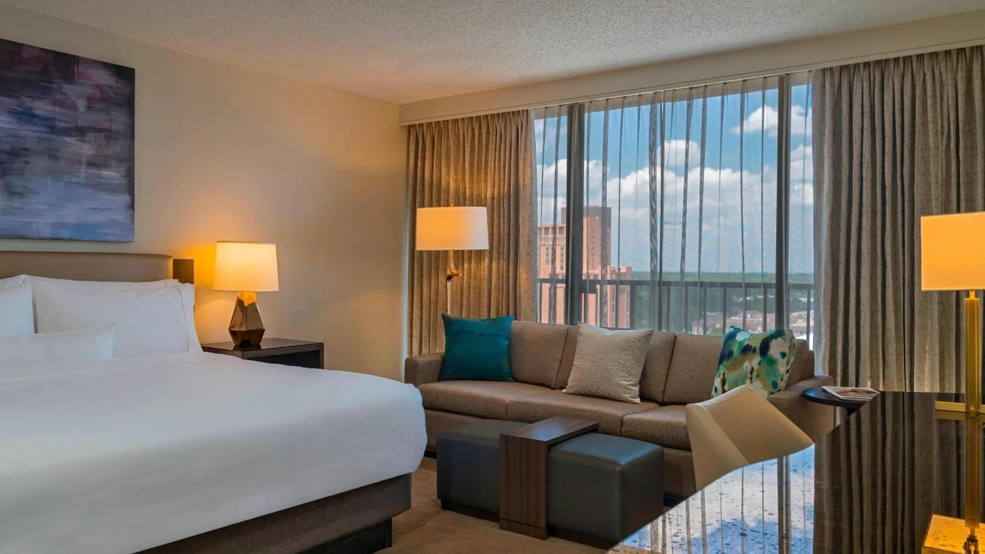 4 Exceptional Design Hotels in Galleria-Uptown Worth Booking