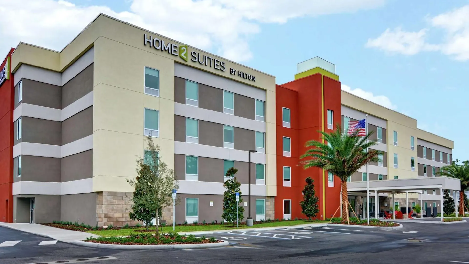 7 Smart Hotels Near Daytona Bike Week Worth Booking